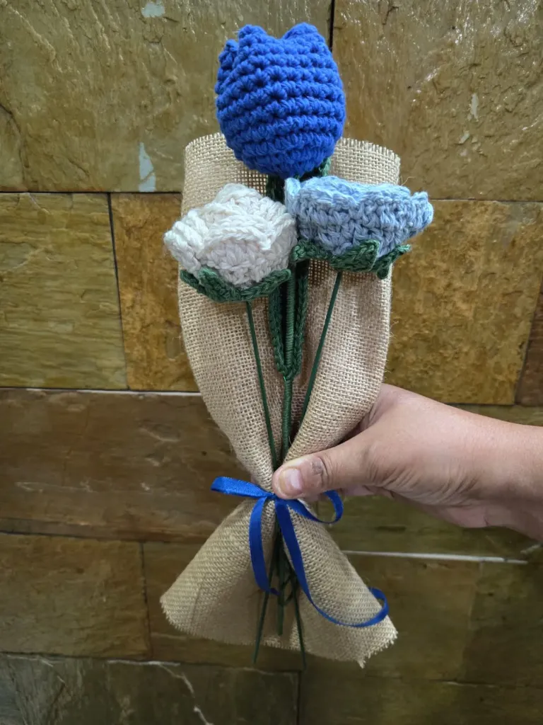 Rose & Tulip Bouquet