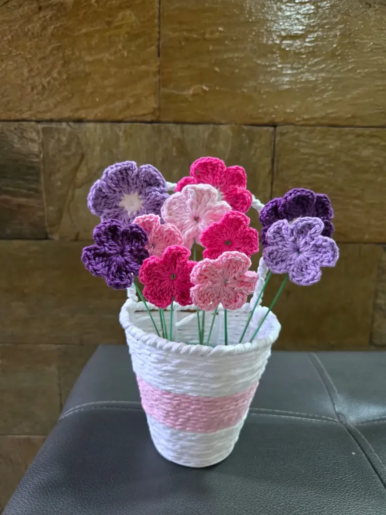 10 Flowers ( without vase)